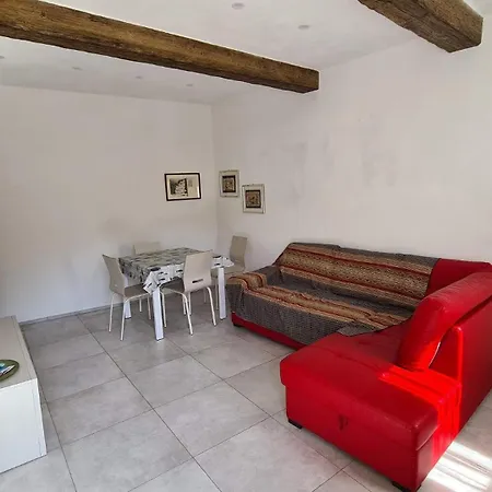 Eulalia Apartment- In The Center Near Bea... דירה מונטרוסו אל מארה