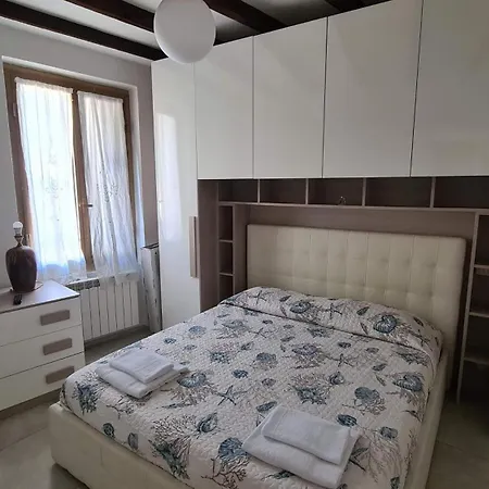 Eulalia Apartment *