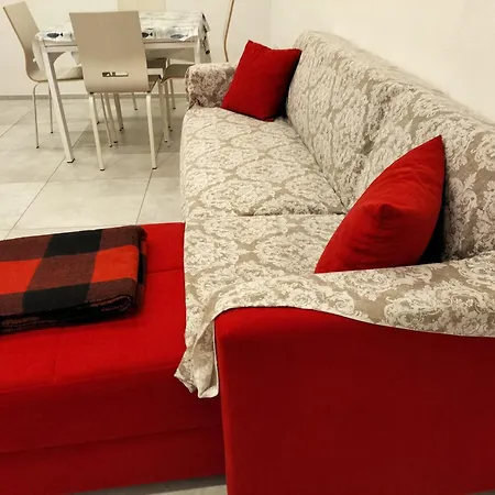 Διαμέρισμα Eulalia Apartment- In The Center Near Bea...